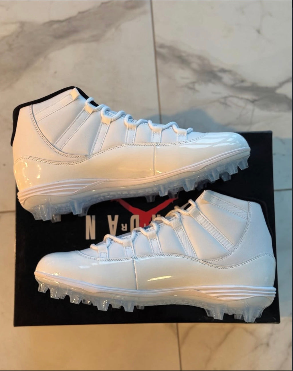 Jordan 11 "Legend Blue" Football
Cleats